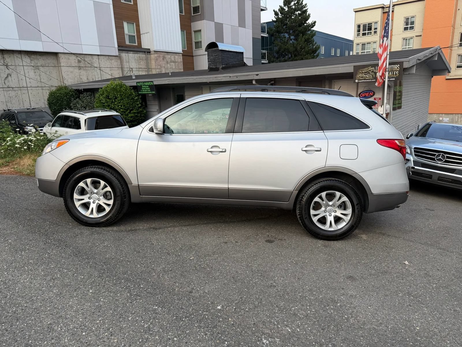 Used 2011 Hyundai Veracruz GLS AWD/4WD image 11