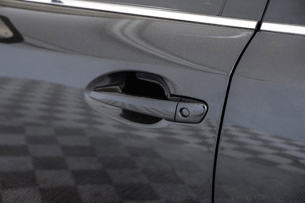 Used 2018 Lexus IS 300 F Sport w/ F Sport Package image 44