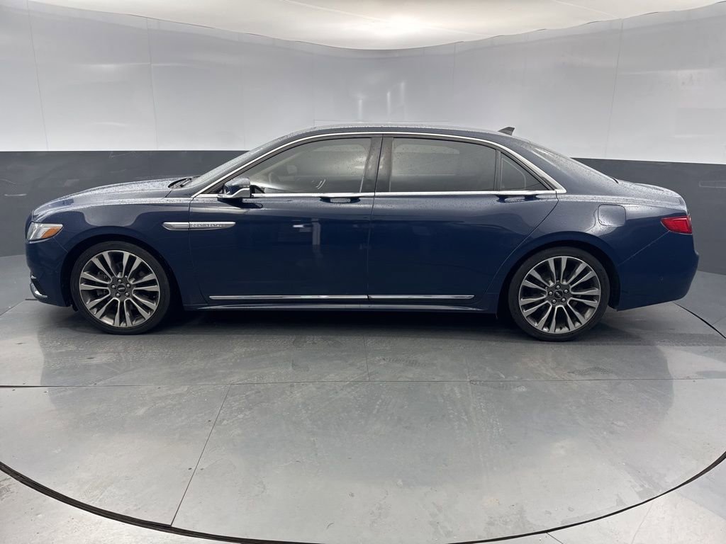 Used 2018 Lincoln Continental Reserve w/ Rear-seat Package image 3