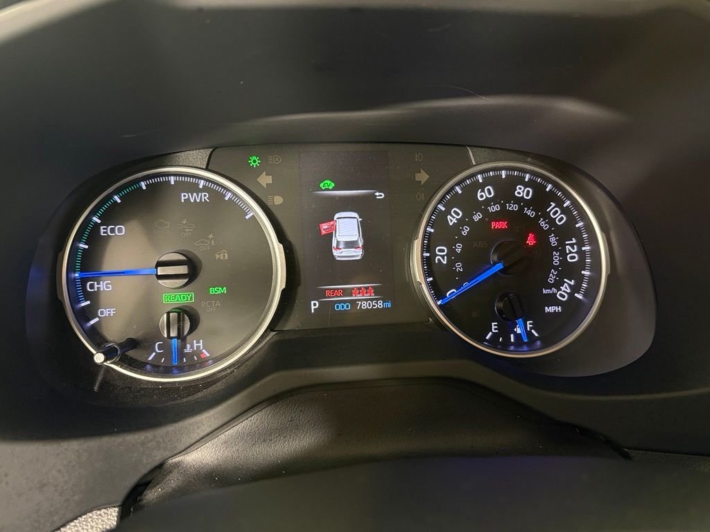 Used 2021 Toyota RAV4 XLE Premium AWD/4WD image 23