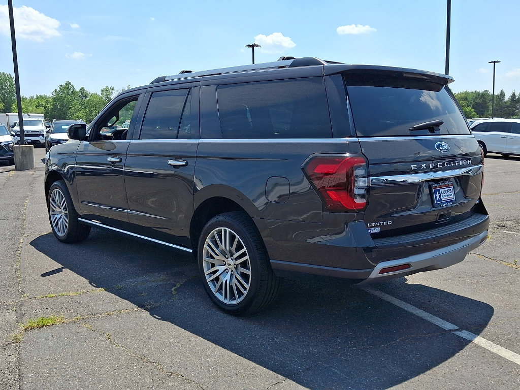 Used 2024 Ford Expedition Max Limited AWD/4WD image 8