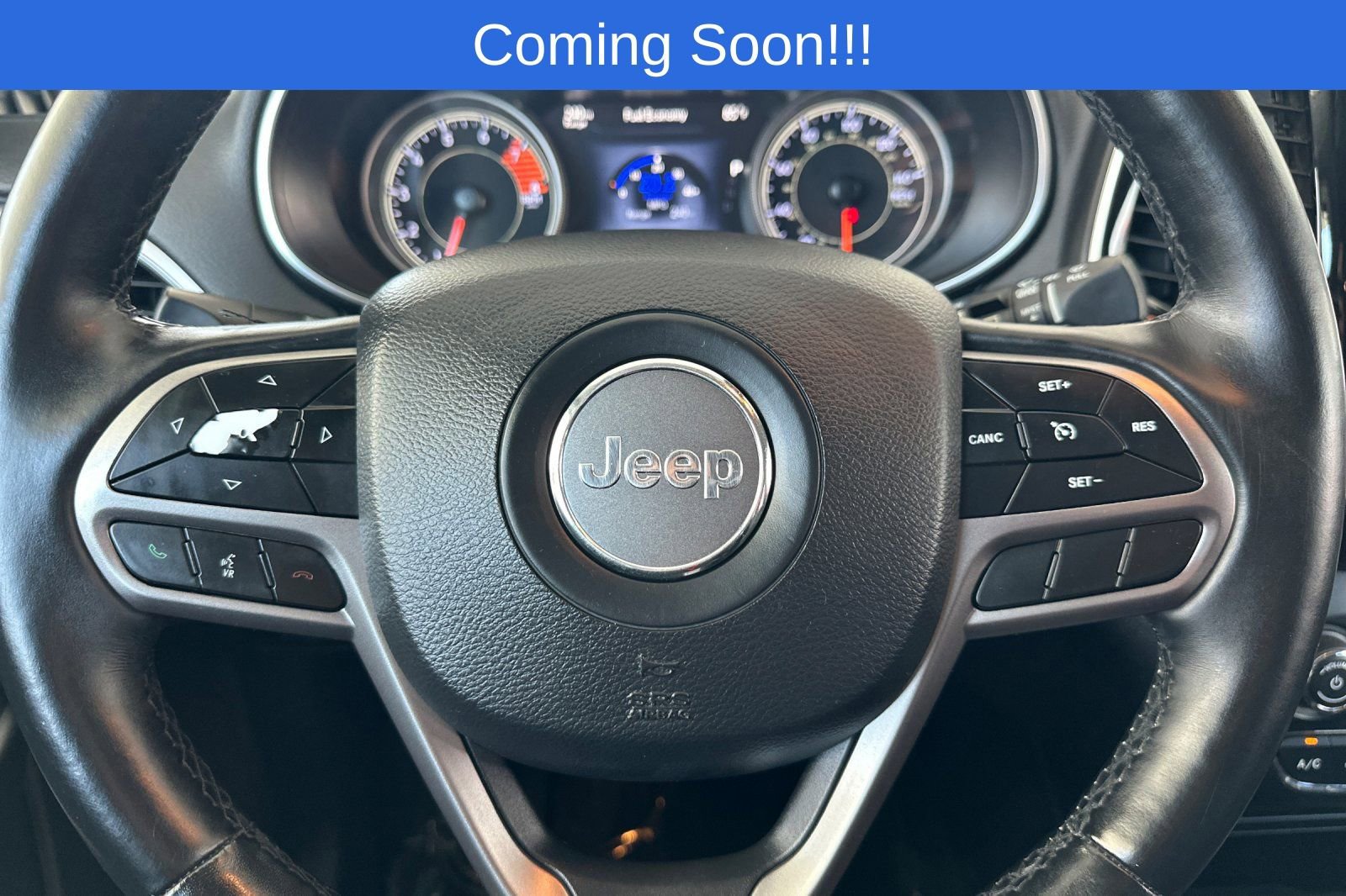 Used 2019 Jeep Cherokee Limited FWD image 24