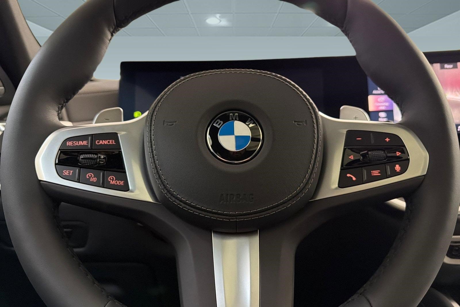 New 2026 BMW X6 xDrive40i w/ Executive Package AWD/4WD image 16