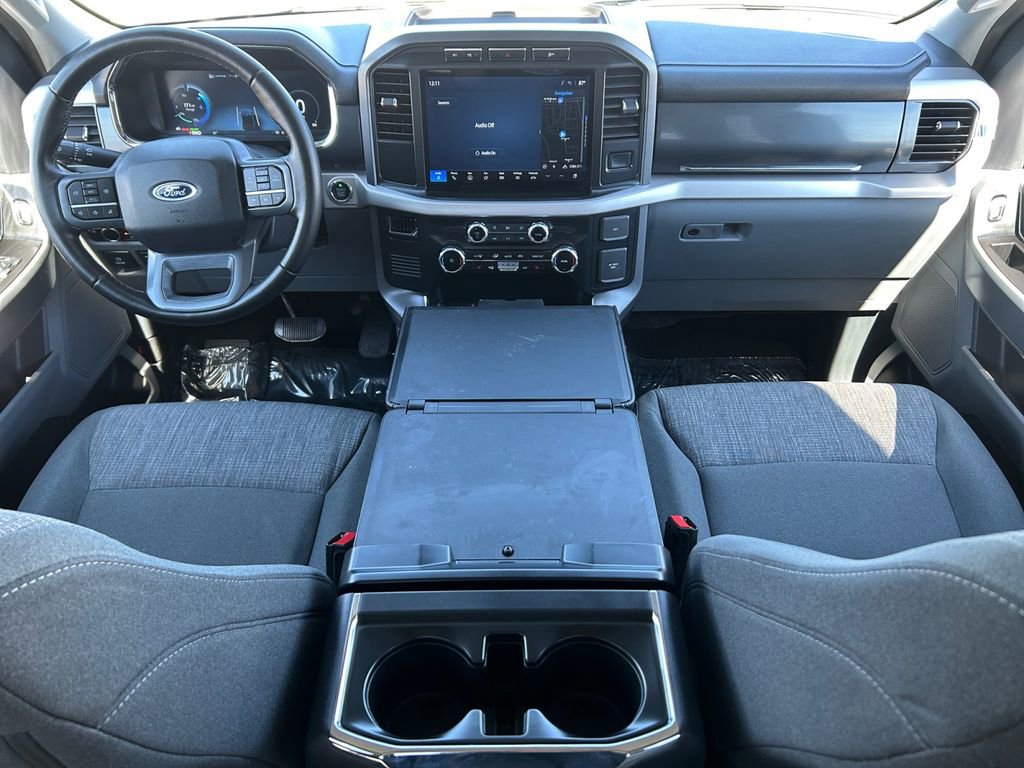 Used 2023 Ford F150 Lightning XLT image 11
