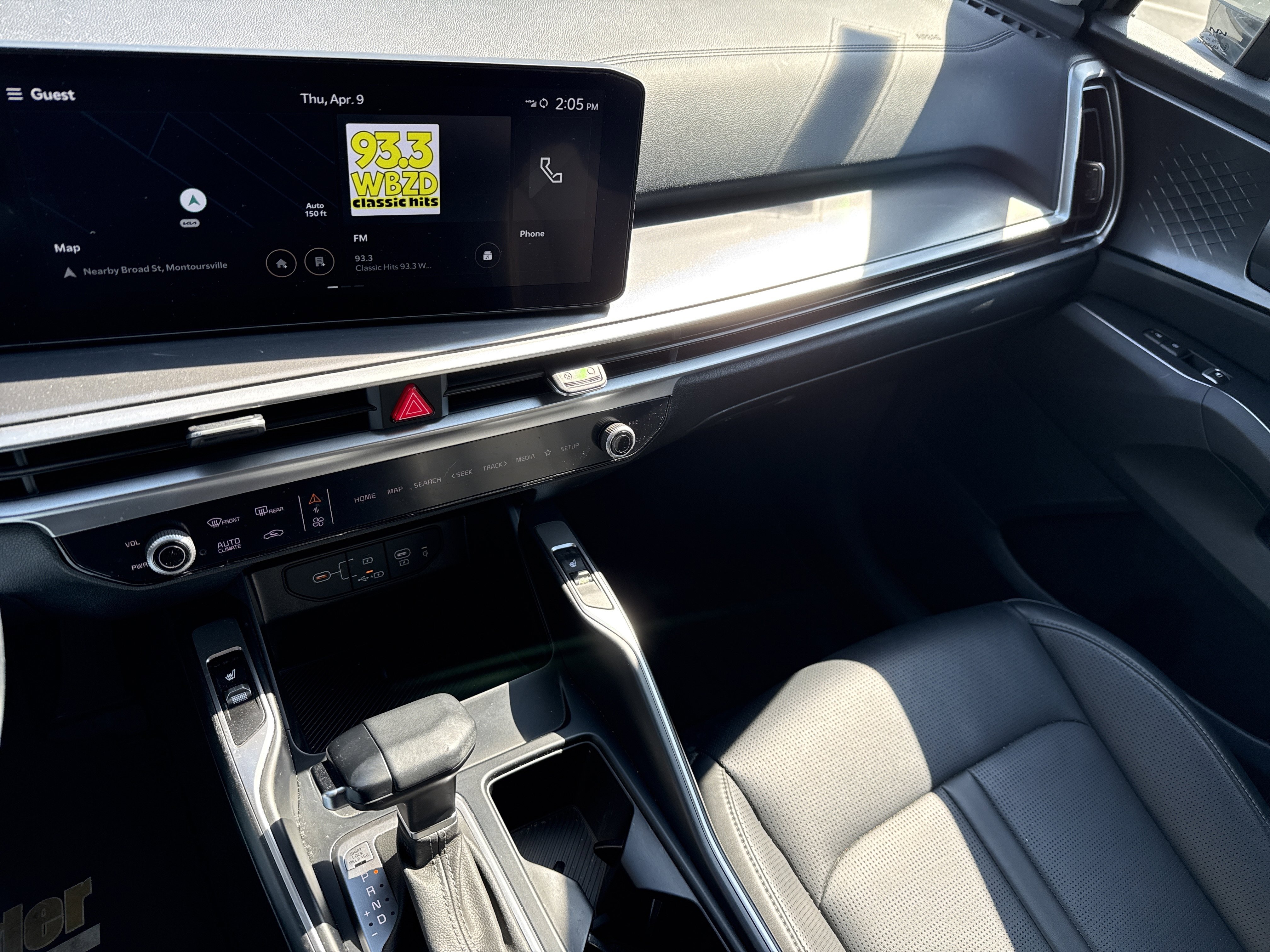 Used 2024 Kia Sorento S w/ Panoramic Sunroof Package image 23