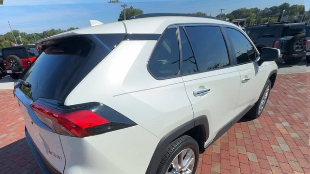 Used 2020 Toyota RAV4 Limited FWD video 2