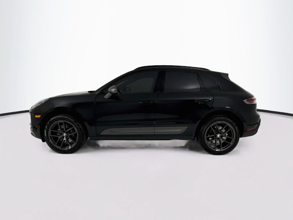 Certified 2023 Porsche Macan Turbo AWD/4WD image 2