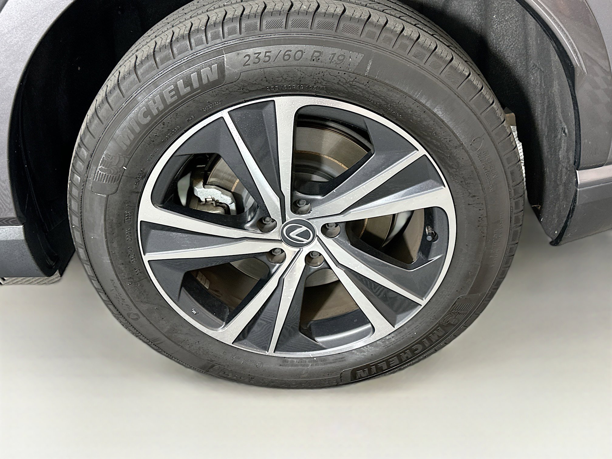 Used 2023 Lexus RX 350 FWD w/ Cold Area Package image 11