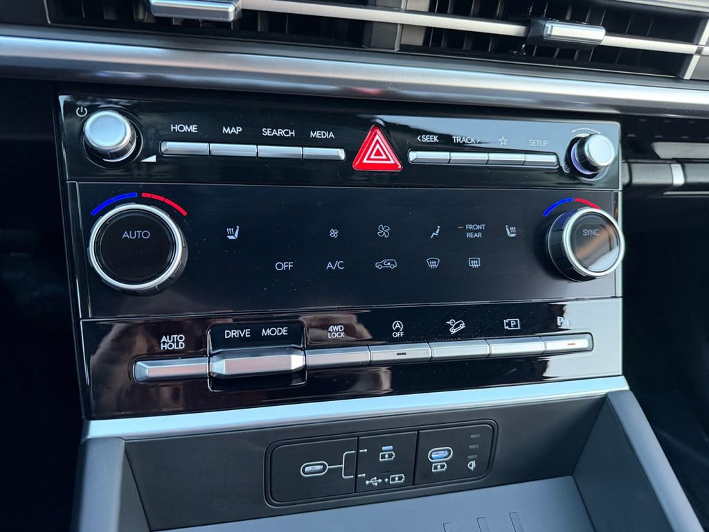 Used 2026 Hyundai Santa Fe SEL image 20