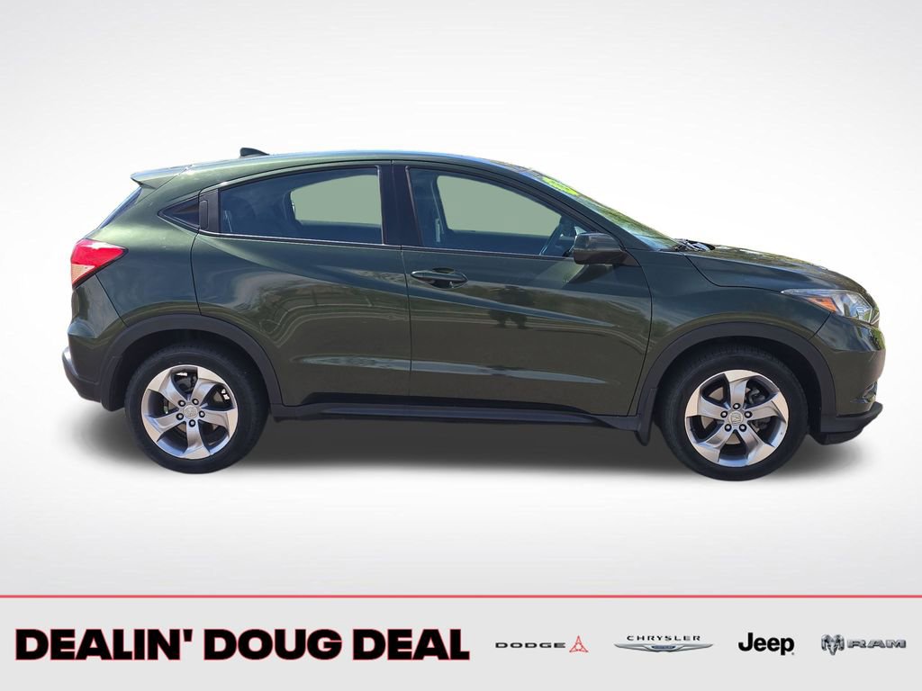 Used 2018 Honda HR-V LX image 6