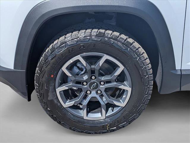 New 2026 Chevrolet Equinox ACTIV FWD image 10