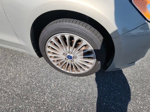 Used 2016 Ford Fusion Titanium FWD image 20