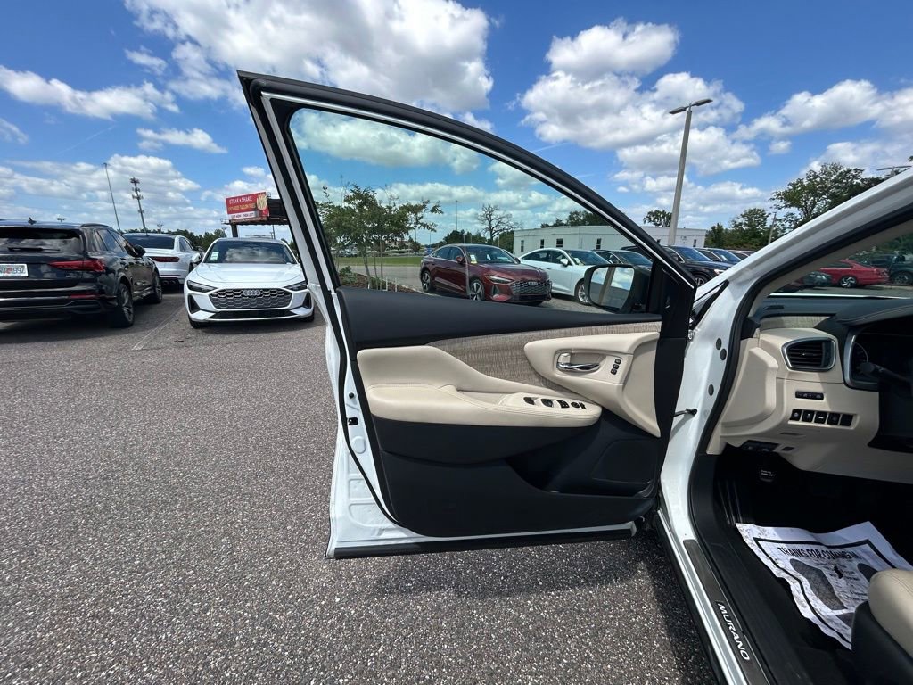 Used 2024 Nissan Murano SL FWD image 60