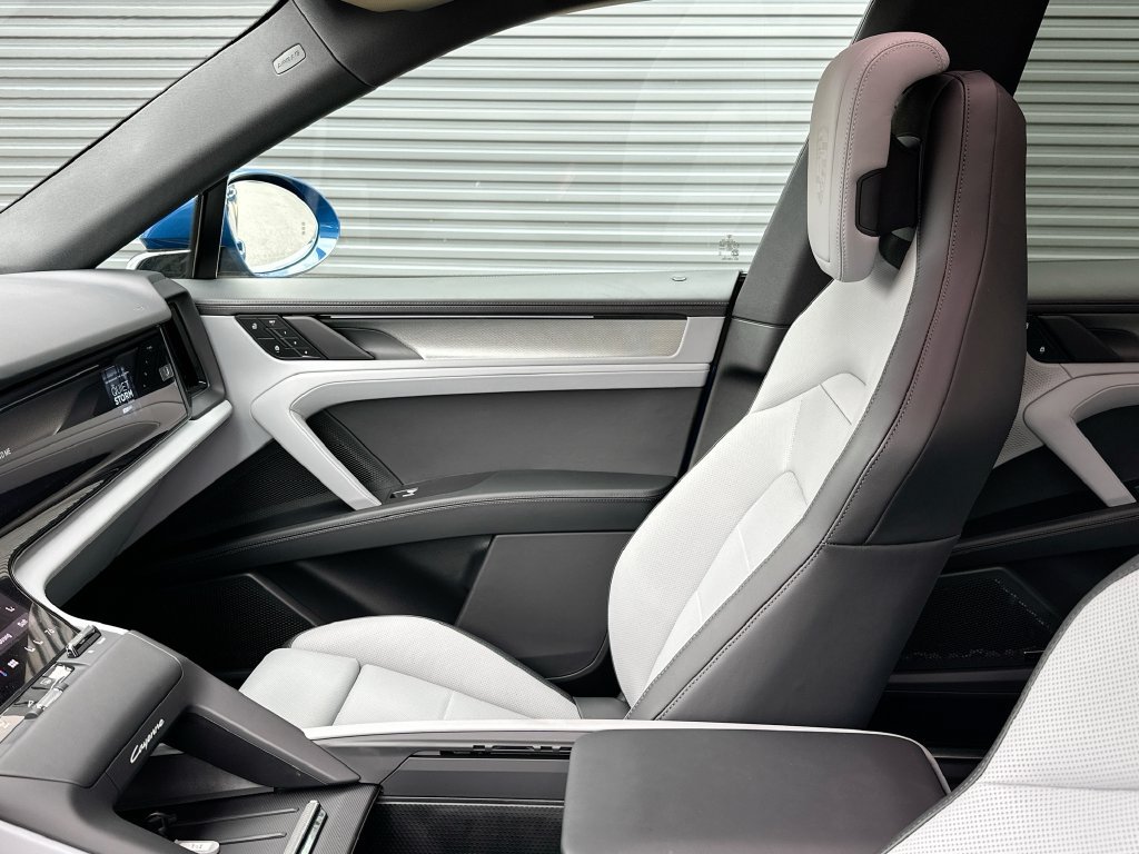 New 2026 Porsche Cayenne Electric AWD/4WD image 26