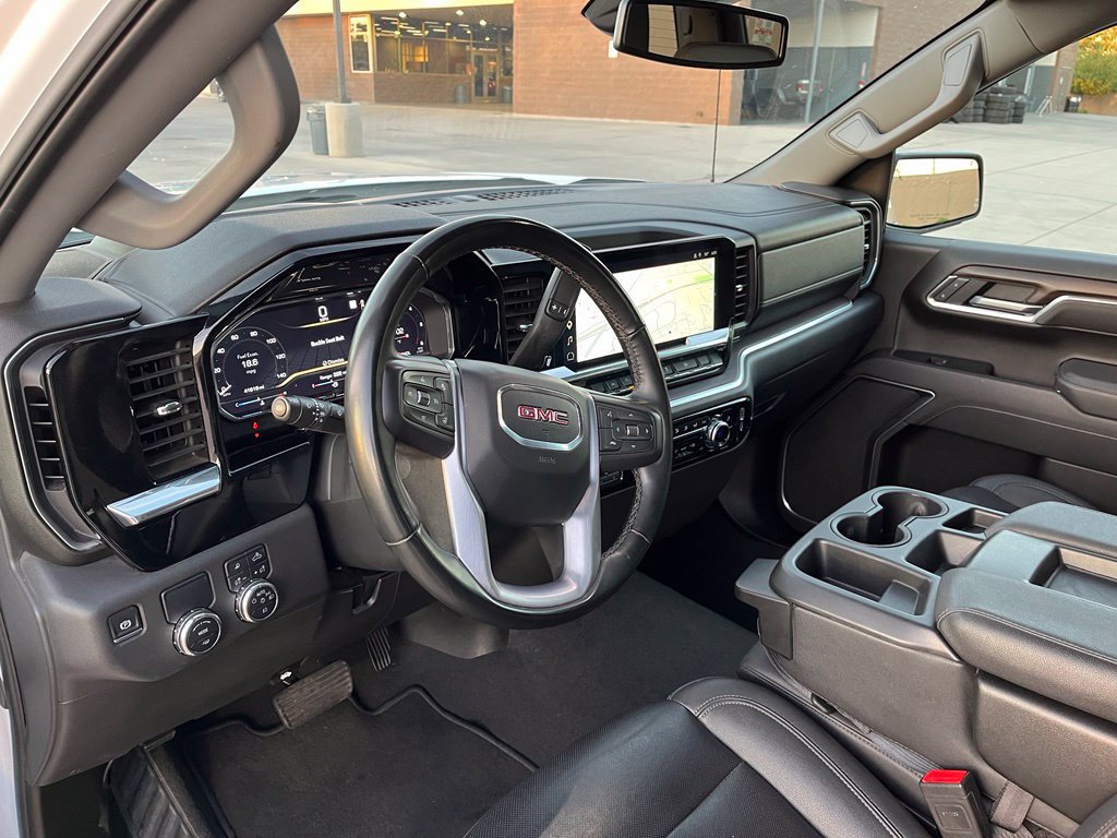 Used 2025 GMC Sierra 1500 SLT RWD image 14