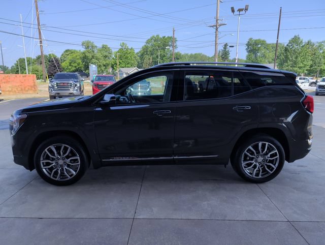 Used 2023 GMC Terrain Denali AWD/4WD image 6