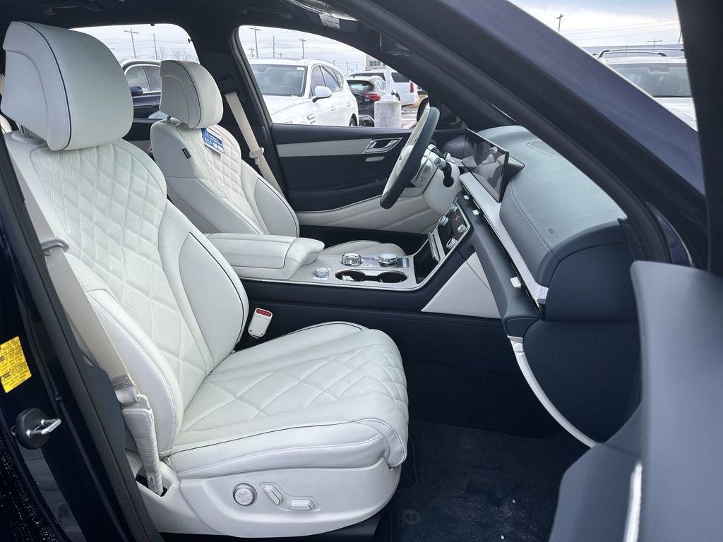 New 2025 Genesis GV80 3.5T Prestige image 28