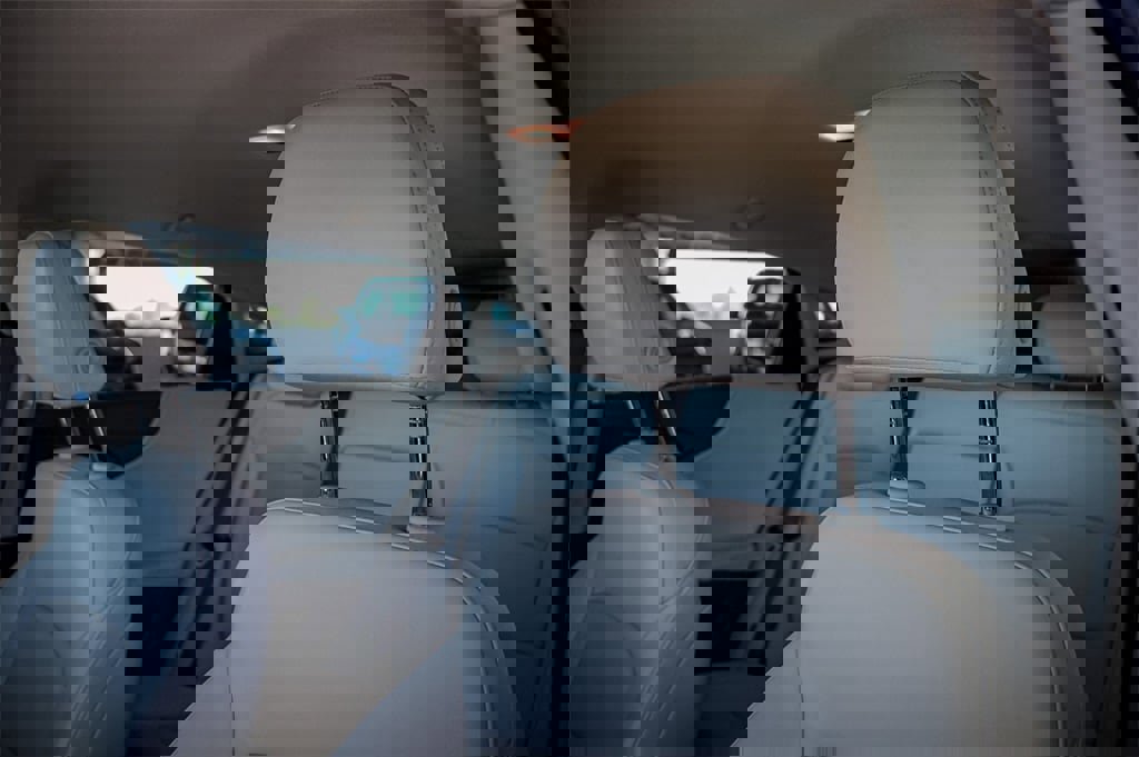 Used 2024 Chevrolet Malibu LT image 11