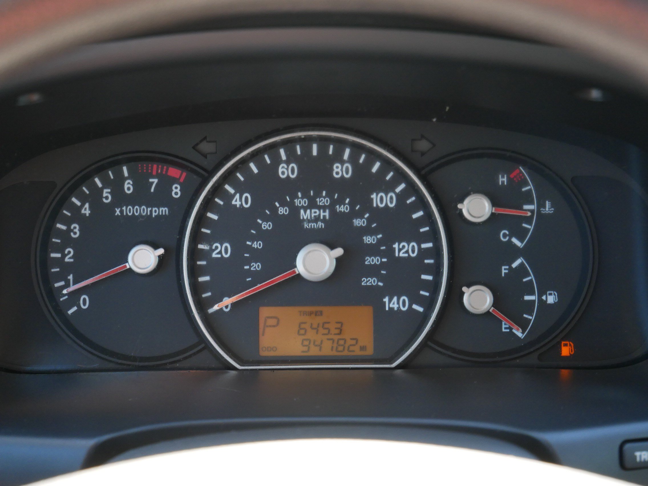 Used 2008 Kia Rondo LX w/ Convenience Pkg FWD image 22