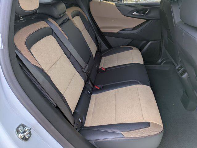 New 2026 Chevrolet Equinox ACTIV AWD/4WD image 31