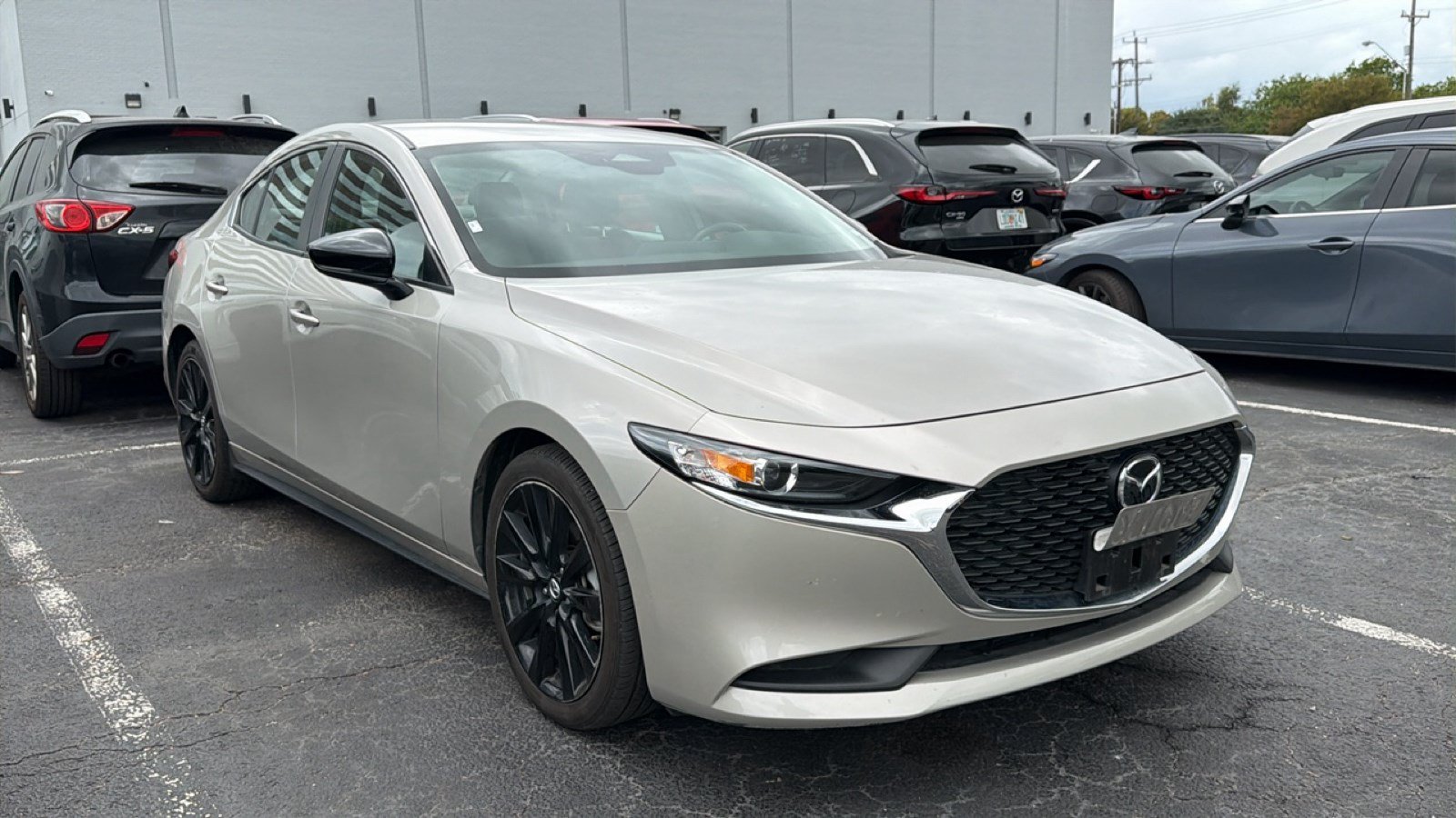 Used 2024 MAZDA MAZDA3 s FWD image 12