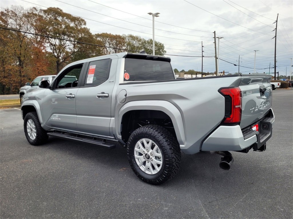 New 2025 Toyota Tacoma SR5 image 9