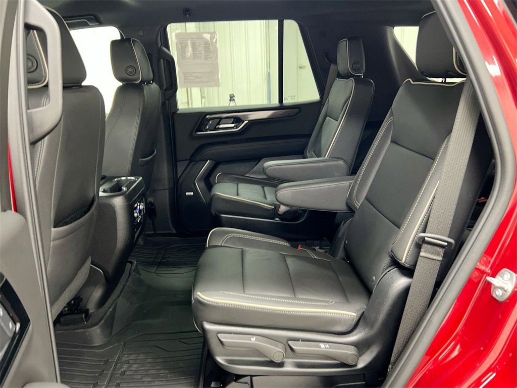 Used 2025 GMC Yukon Elevation w/ LPO, Floor Liner Package image 23