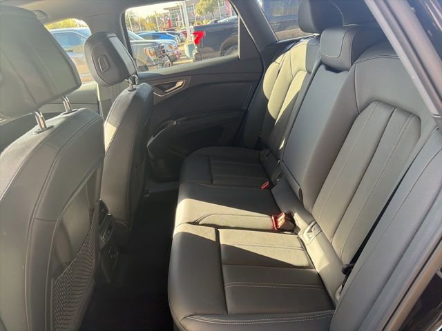 Used 2023 Audi Q4 e-tron Prestige w/ Black Optic Package image 7