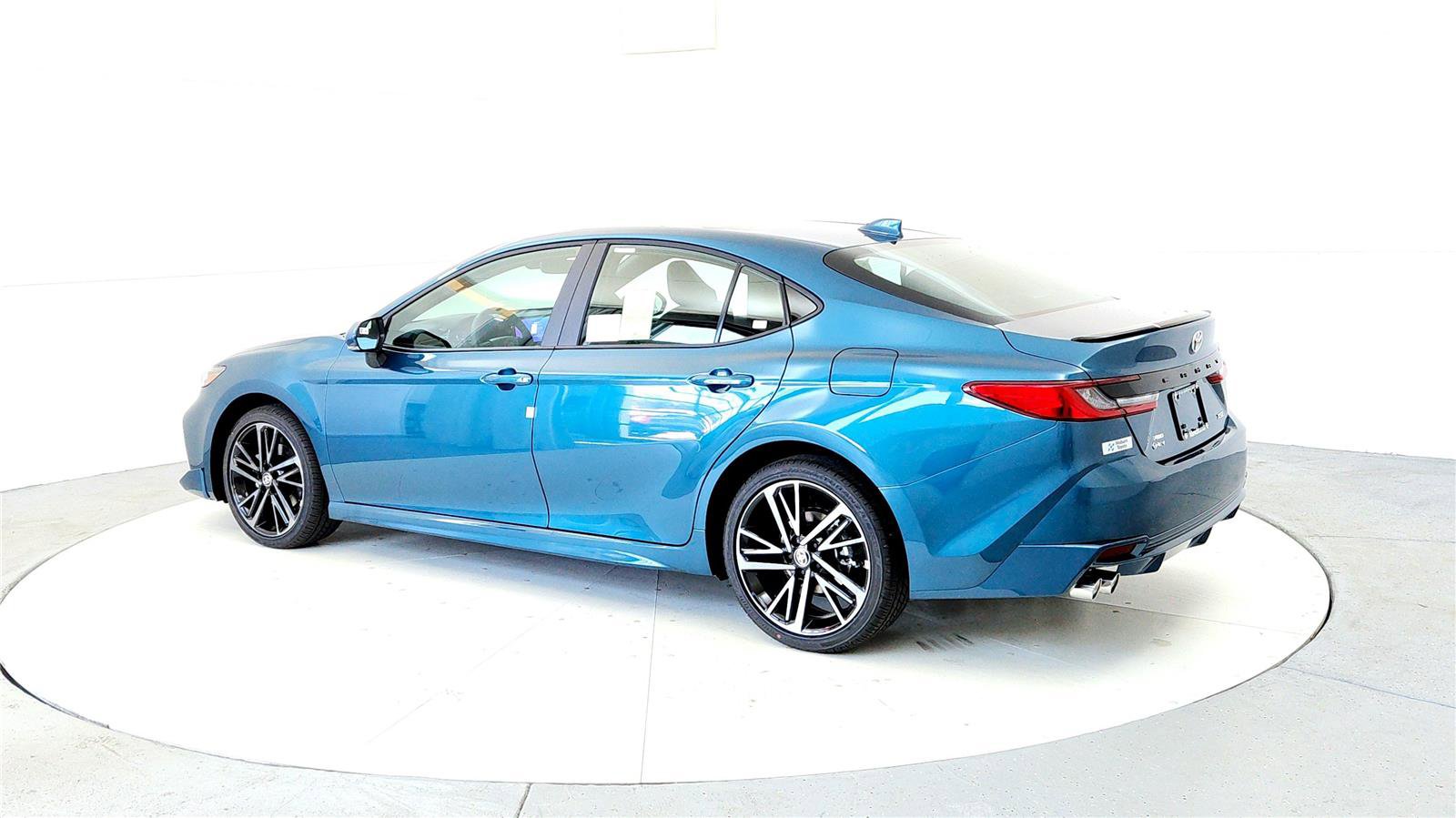 New 2026 Toyota Camry XSE AWD/4WD image 4