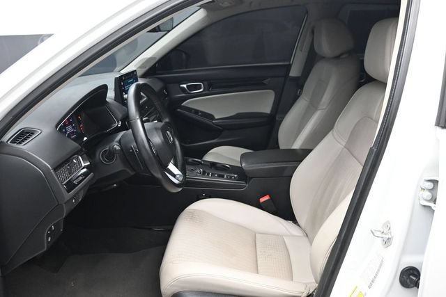 Used 2023 Honda Civic Touring image 6