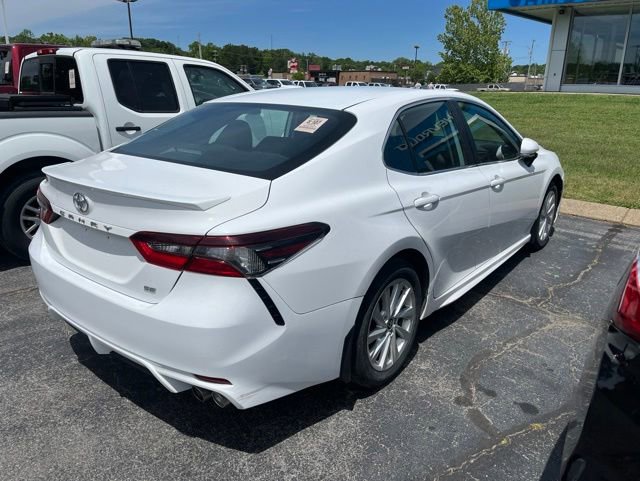 Used 2023 Toyota Camry SE FWD video 3