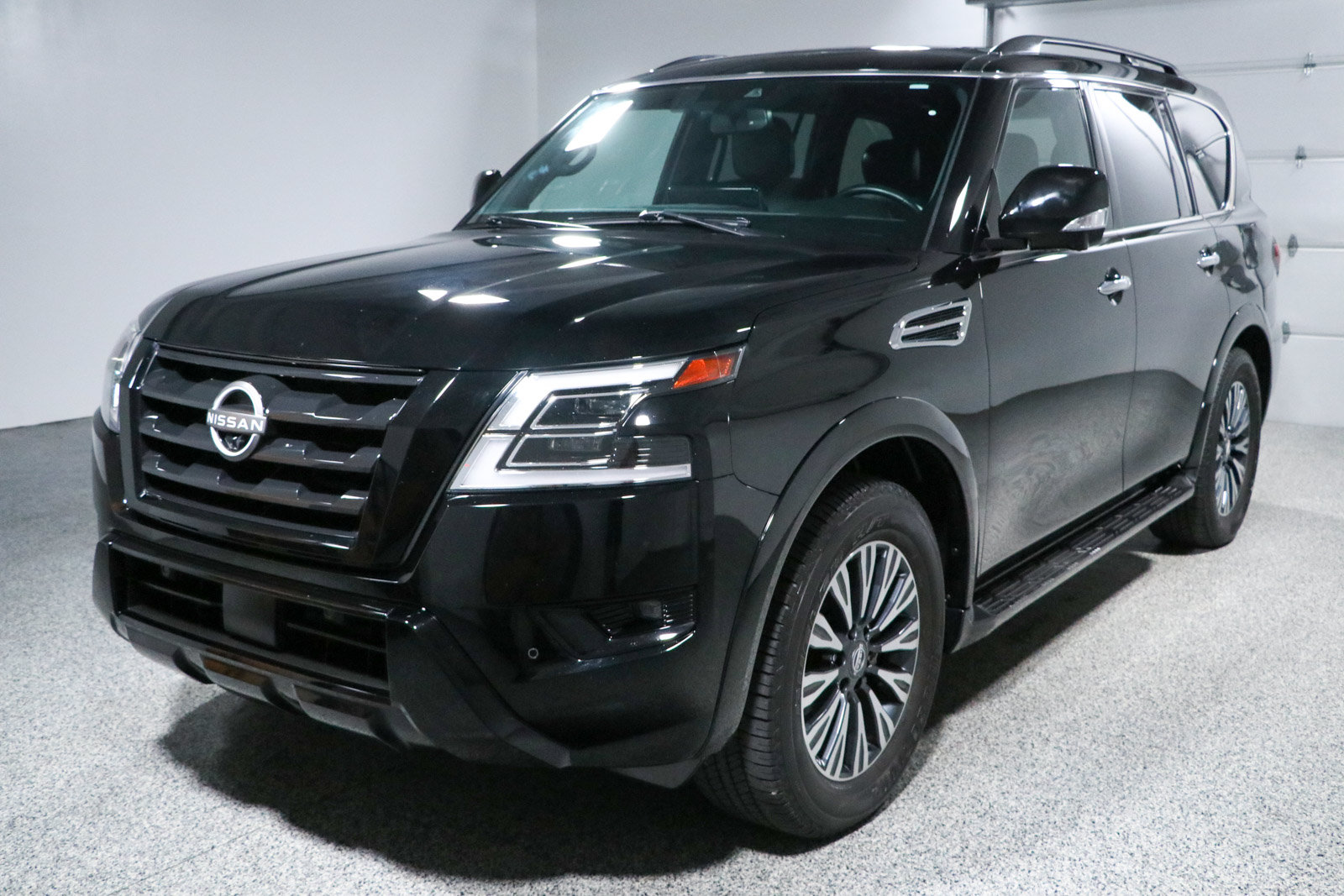 Used 2024 Nissan Armada SL w/ Midnight Edition Package AWD/4WD image 35
