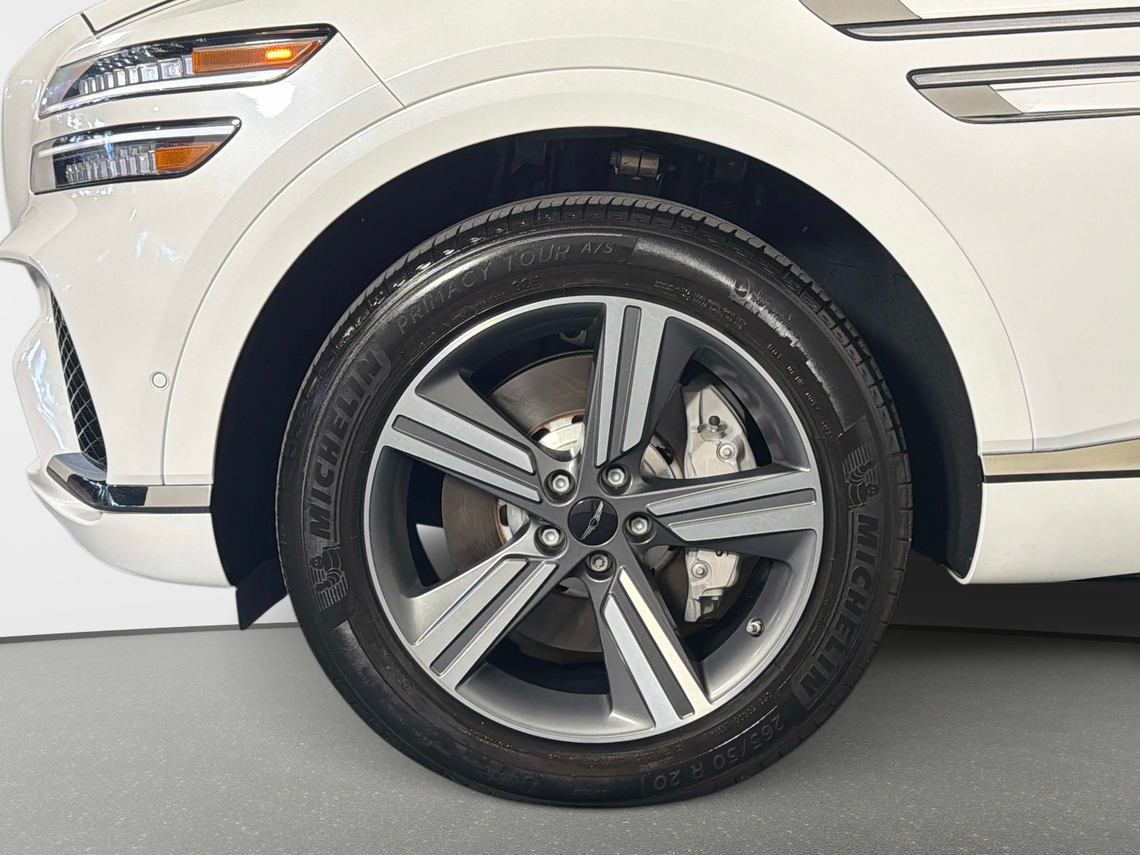 Used 2025 Genesis GV80 3.5T AWD/4WD image 19