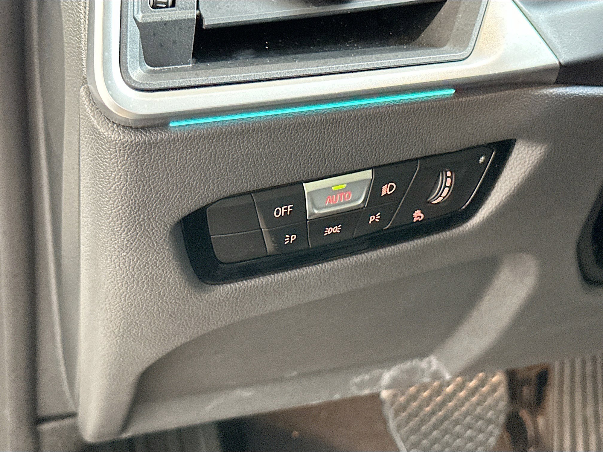 Used 2023 BMW i4 eDrive35 image 10