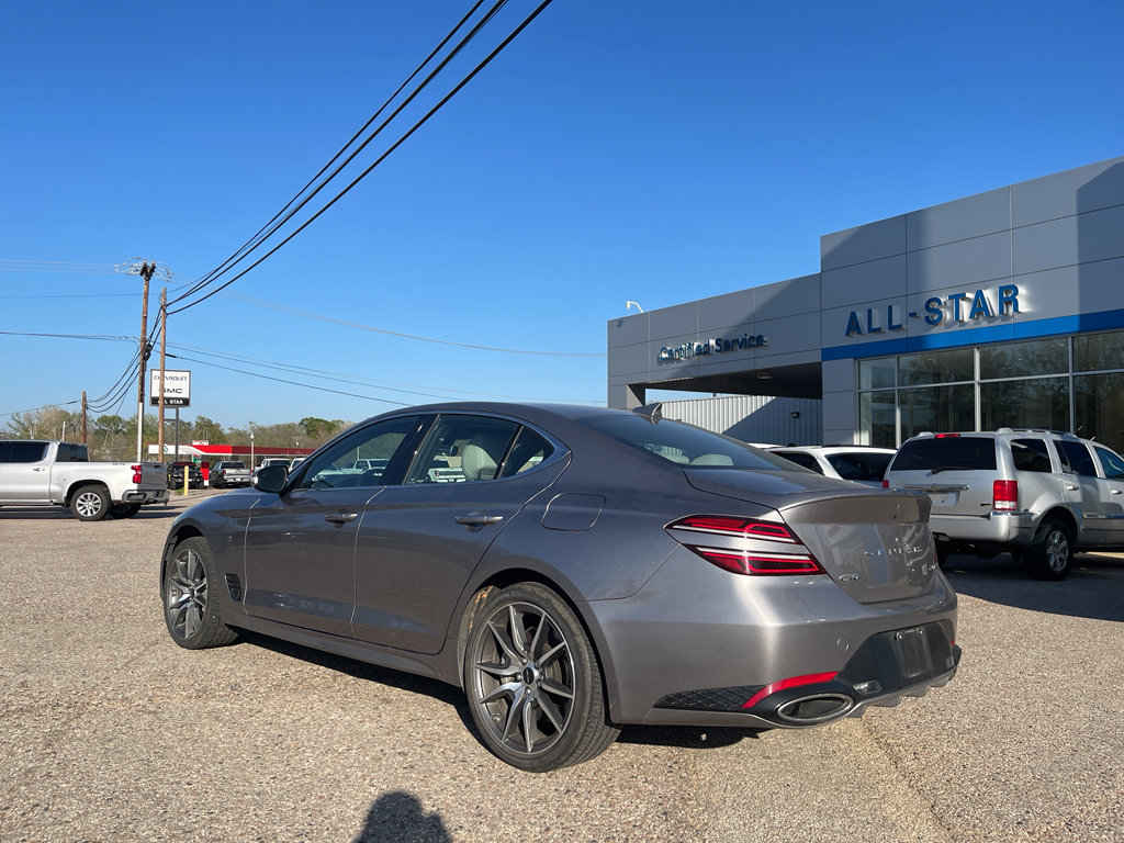 Used 2025 Genesis G70 2.5T image 3