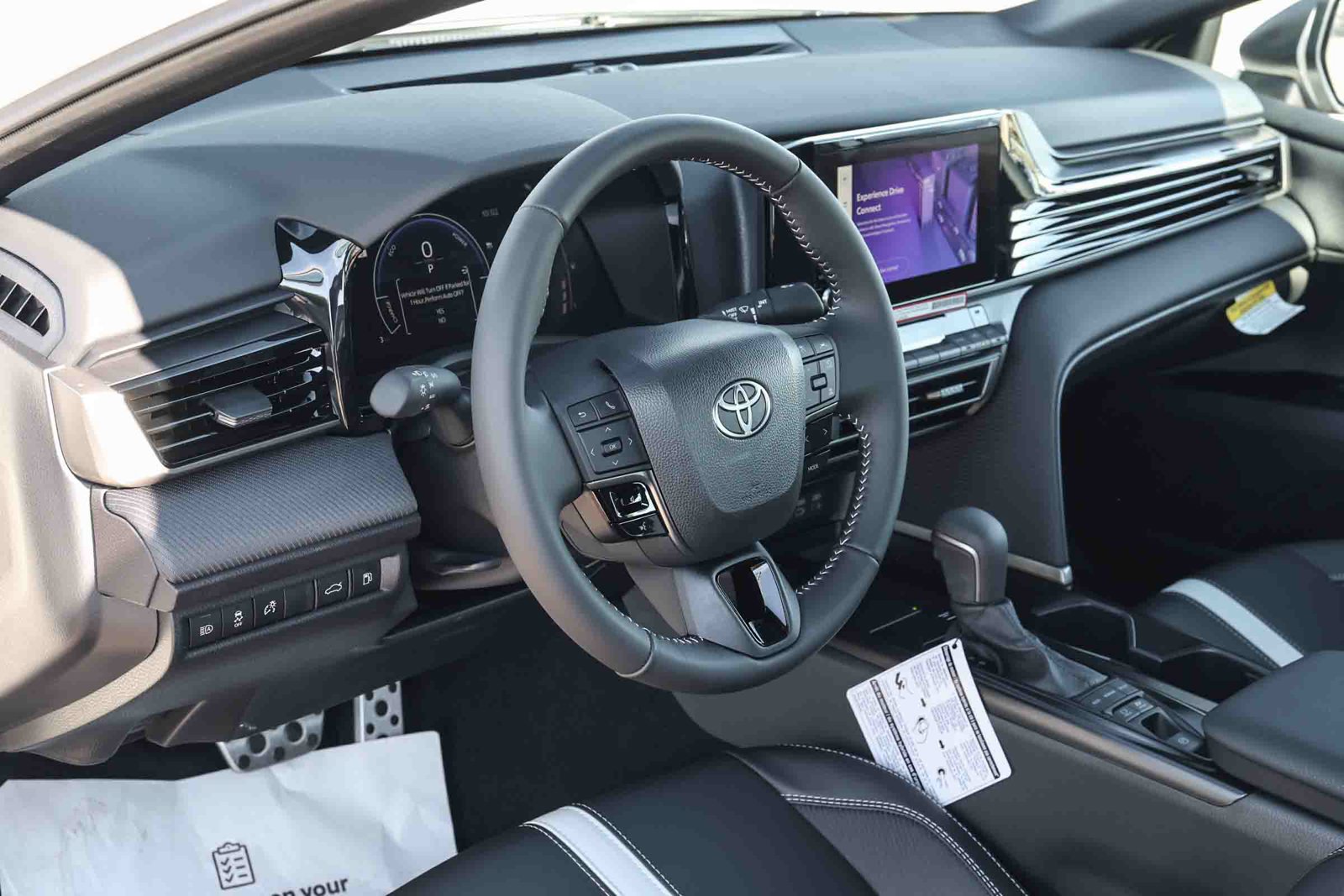 New 2026 Toyota Camry SE w/ Convenience Package FWD image 13