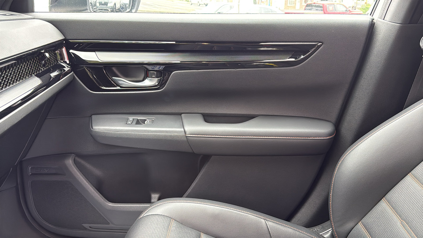 Used 2024 Honda CR-V Sport Touring image 18