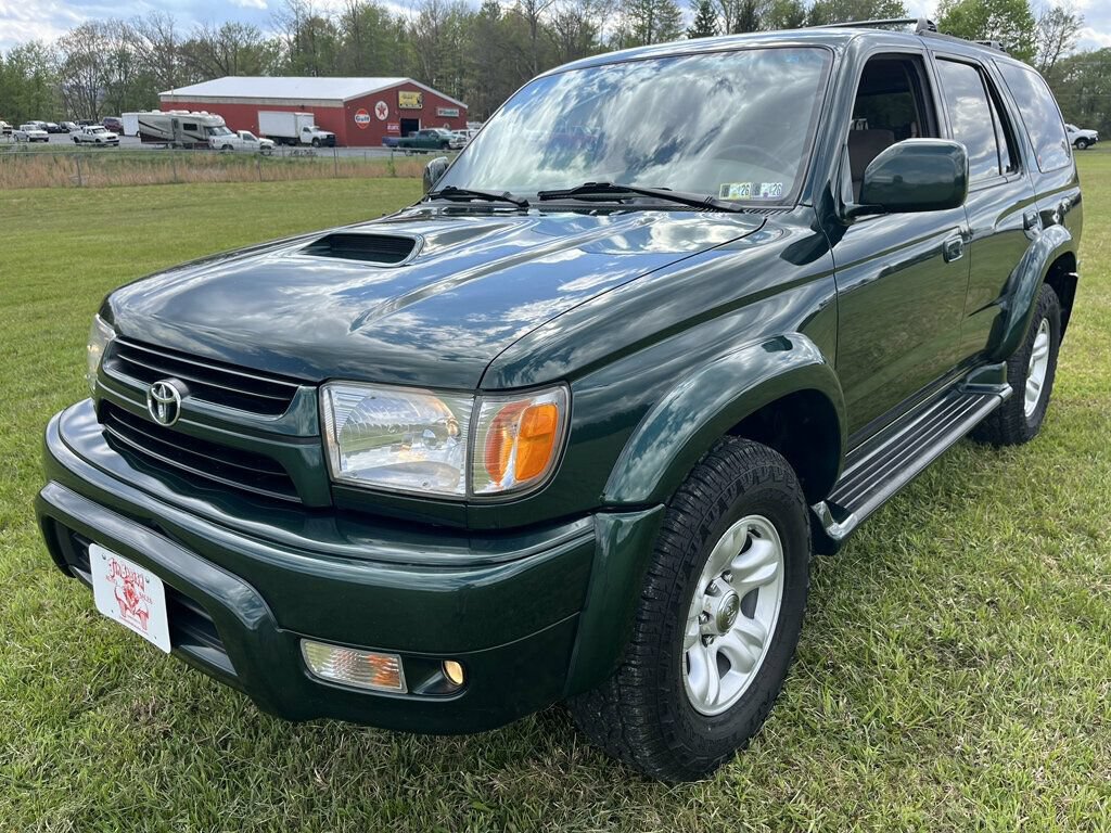 Used 2001 Toyota 4Runner SR5 AWD/4WD image 8