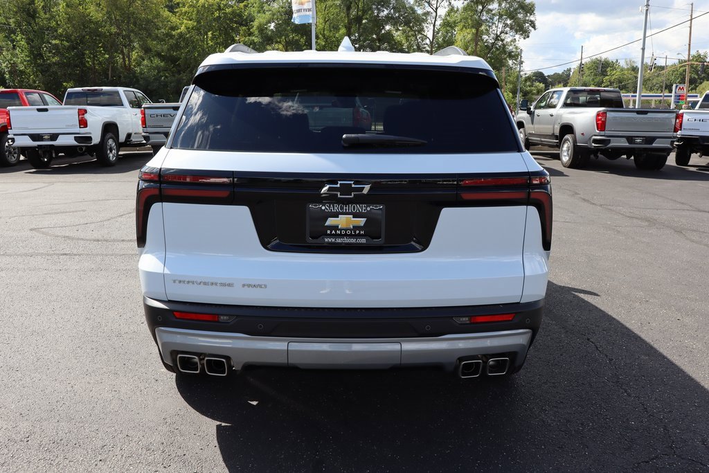 New 2026 Chevrolet Traverse LT w/ LPO, Floor Liner Package image 27