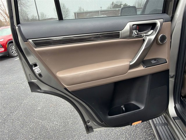 Used 2023 Lexus GX 460 Premium image 22
