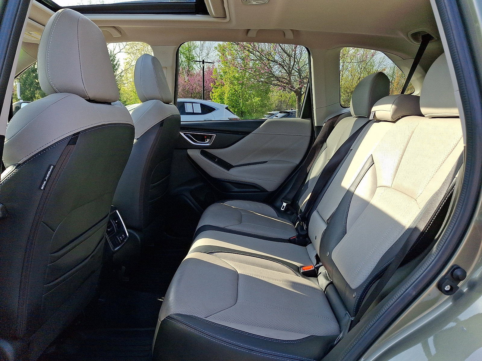 Used 2020 Subaru Forester Limited AWD/4WD image 10