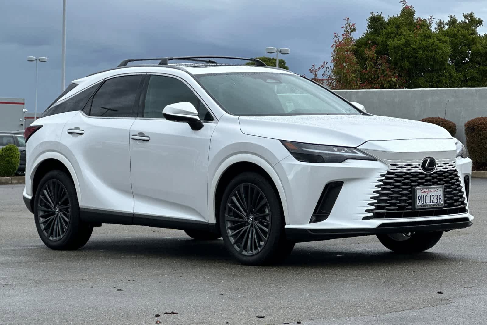 Used 2025 Lexus RX 350h w/ Convenience Package image 5