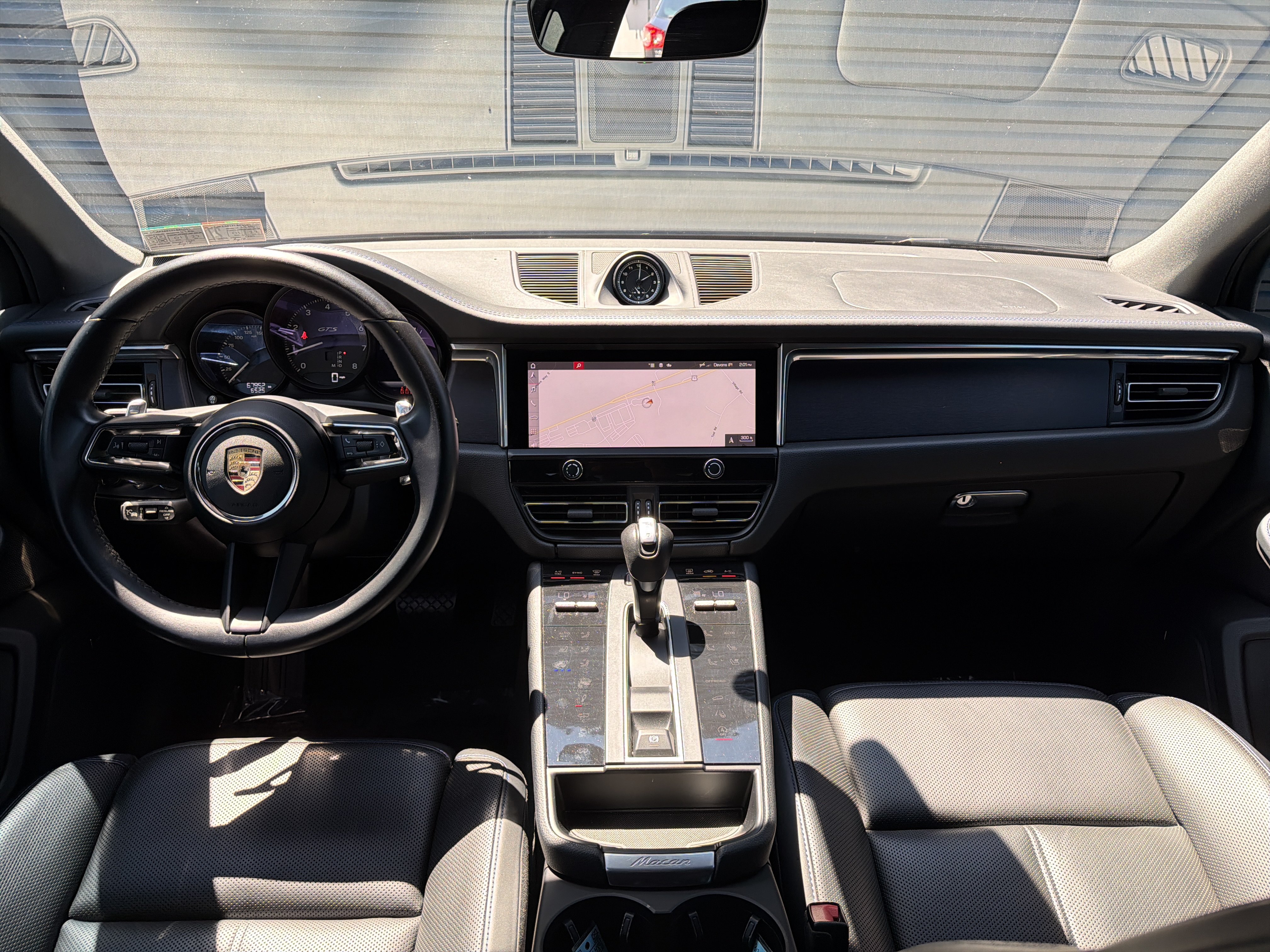 Certified 2023 Porsche Macan GTS AWD/4WD image 16