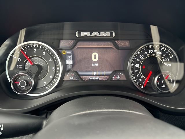 Used 2025 RAM 1500 Laramie image 10
