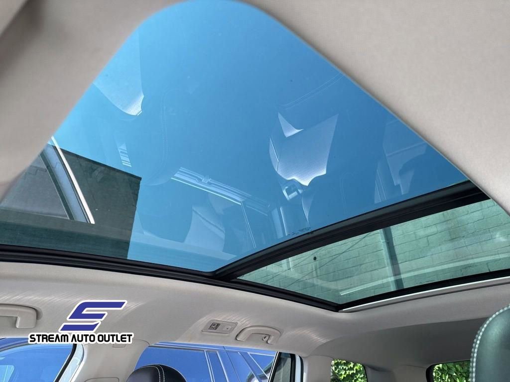 Used 2022 Volkswagen Atlas SEL R-Line image 44