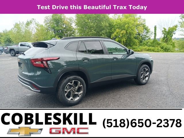 New 2025 Chevrolet Trax LT w/ Driver Confidence Package image 3