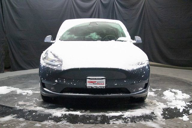 Used 2020 Tesla Model Y Long Range image 4
