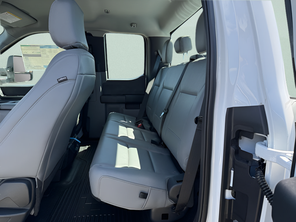 New 2026 Ford F350 XL w/ FX4 Off-Road Package AWD/4WD image 5