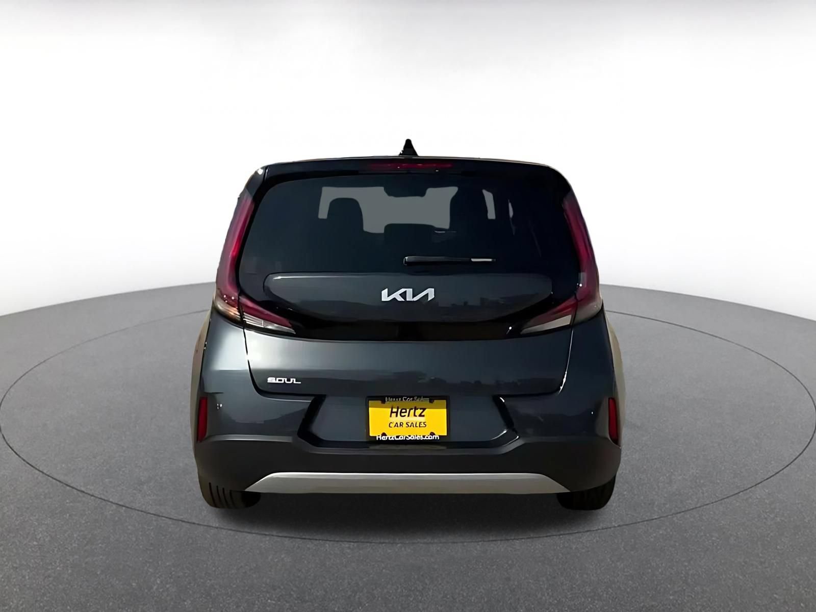 Used 2025 Kia Soul LX w/ LX Technology Package FWD image 12