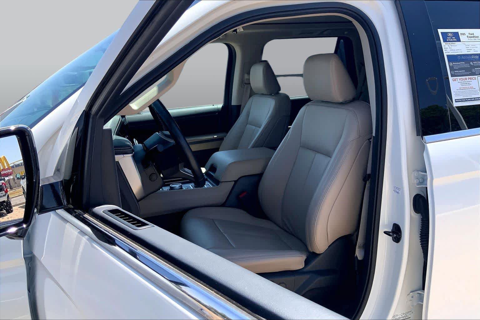 Certified 2023 Ford Expedition XLT AWD/4WD image 8
